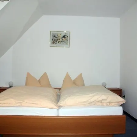 Hotel-gasthaus Burmester Szálloda 3*